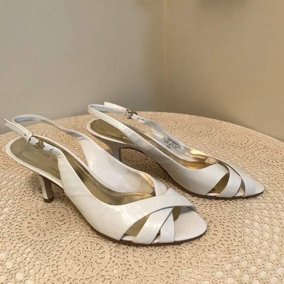 Nine West “Freshlookr” White Strappy Slingback Kitten Heel Sandals Size 7.5 - Picture 3 of 7